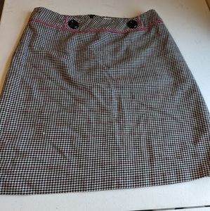 Casual Corner Houndstooth and Pink Pencil Skirt Size 12